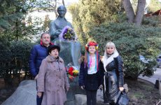 В Ялте отметили 148-летие со дня рождения Леси Украинки