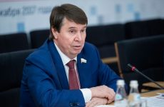 Сенатор прокомментировал отмену телемоста Украины с Россией