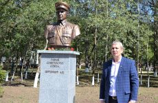 В пгт. Красногвардейское торжественно открыта Аллея Славы