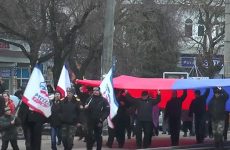 События «Крымской весны» в Евпатории: антимайдан, митинг и марш «Русского единства», 28.02.2014 г. (ВИДЕО)