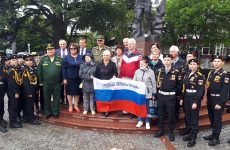 В память об Амет-хане Султане