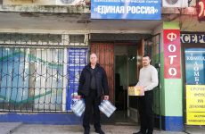 В Джанкое продолжает работу волонтёрский штаб по сбору гуманитарной помощи беженцам из Донбасса
