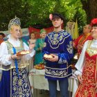 Русская община Крыма приняла участие в праздновании Дня семьи, любви и верности в г. Симферополе