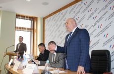 Владимира Резанова переизбрали представителем Крыма в Общественной палате России