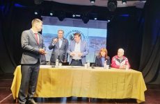 Русская община Крыма и симферопольский Центр эстрадного искусства подписали соглашение о сотрудничестве